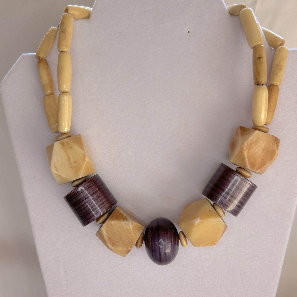 VTG| Handmade Ivory Bone Chunky Necklace